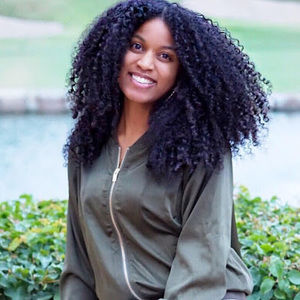 Meet your Posher, Shawntas